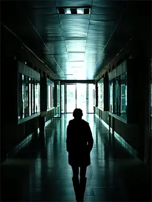 爱你的人会破窗赏析